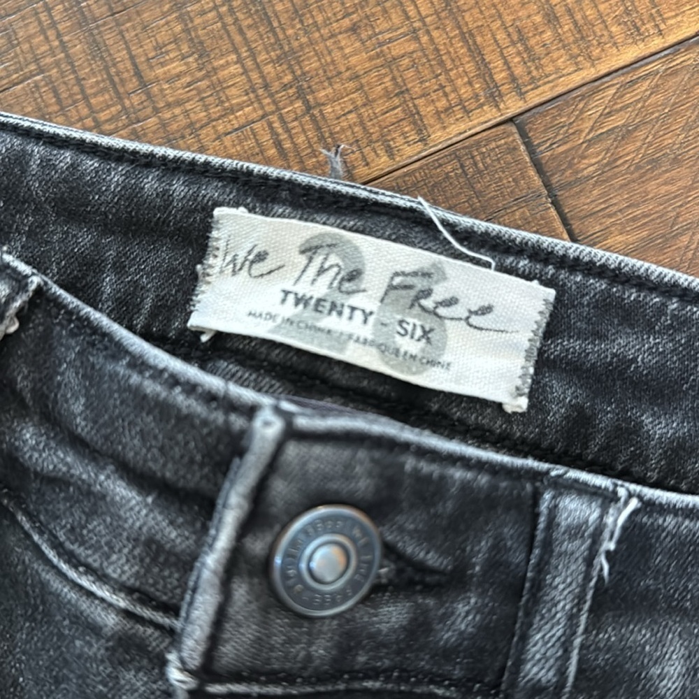 We The Free Black Distressed Skinny Jeans - Picture 3 of 7